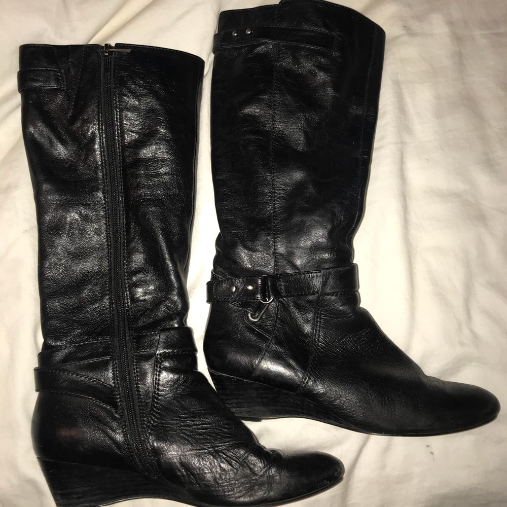 black boots